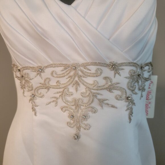 Size 18 Long A Line Wedding Dress V Neck Train Bridal Gown - Picture 4 of 16